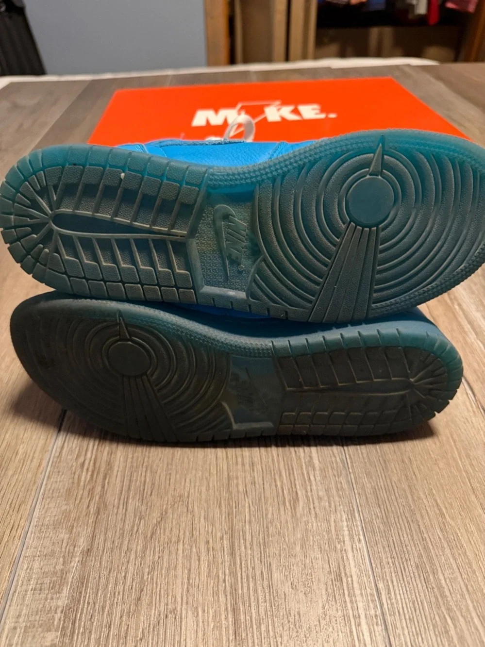 Nike Air Jordan 1 Retro High OG Gatorade Blue Lagoon sneakers